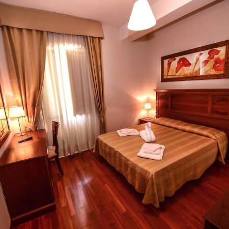 Albergo La Locanda Degli Apolidi Атена-Лукана Екстер'єр фото
